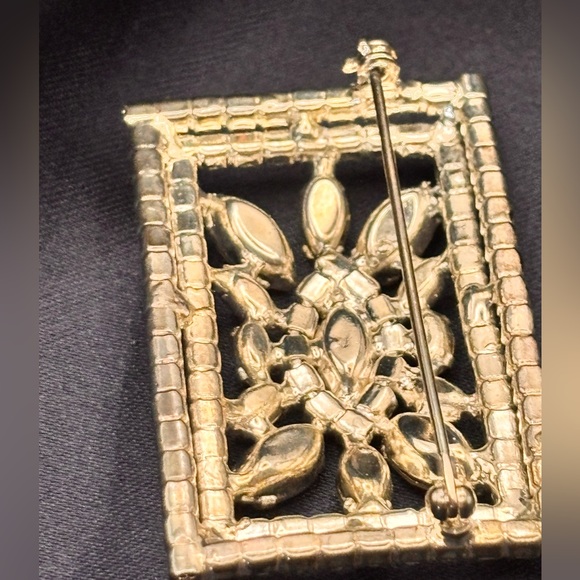 1950s GLAMOUR! Large Rectangular Marquise Rhinestone Brooch - Picture 8 of 16